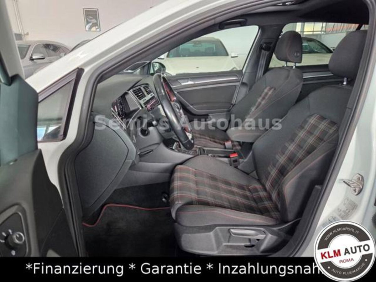Volkswagen Golf 2.0 tsi GTI MT Ultimate 245cv (9)