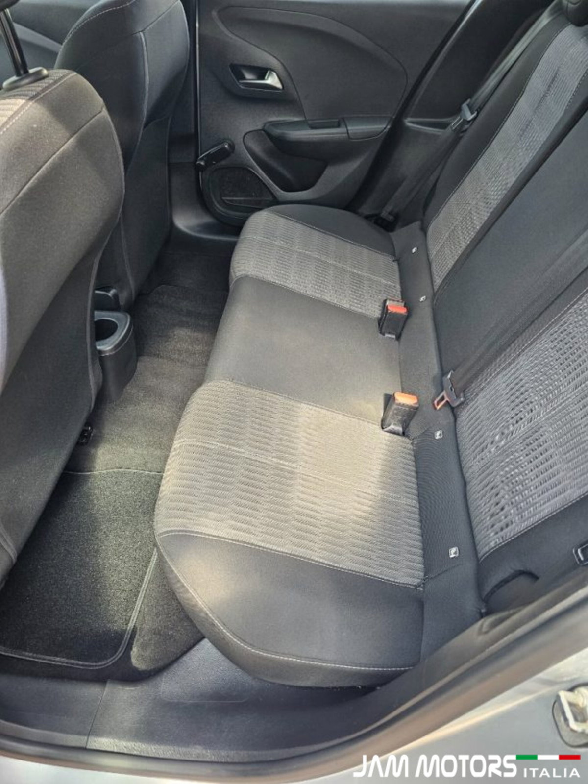 Opel Corsa 1.2 Edition (13)