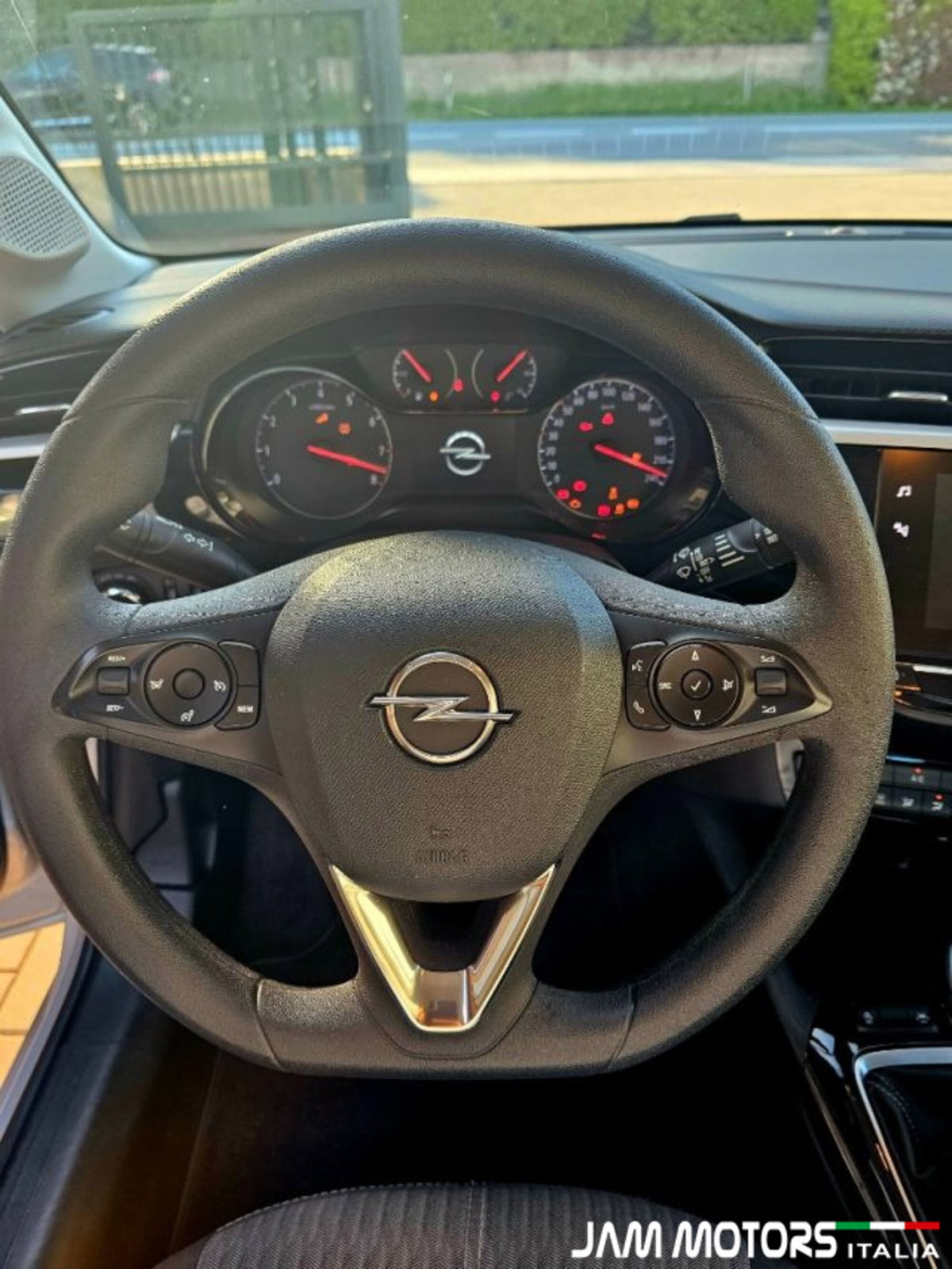 Opel Corsa 1.2 Edition (9)