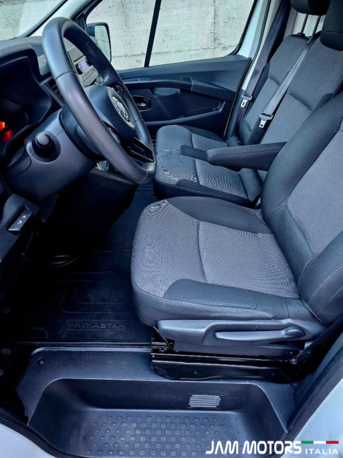 Nissan Primastar Furgone 27 2.0 dCi 110CV PC-TN Furgone Acenta Plus (12)