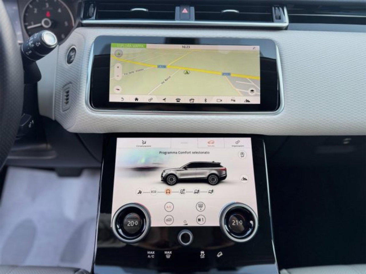 Land Rover Range Rover Velar 2.0D I4 240 CV (10)