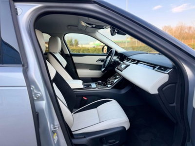 Land Rover Range Rover Velar 2.0D I4 240 CV (11)