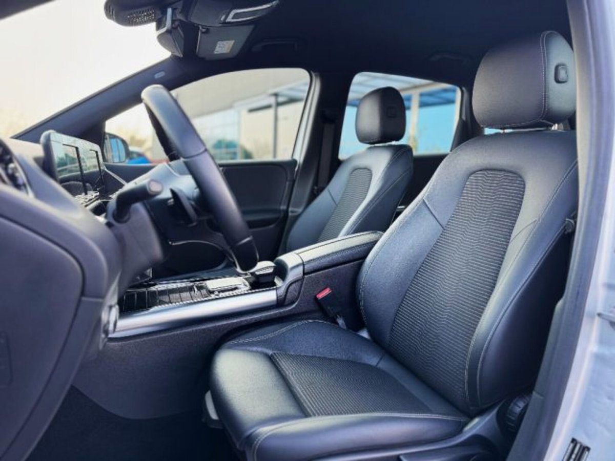 Mercedes-Benz Classe B 180 d Automatic Sport Plus (13)