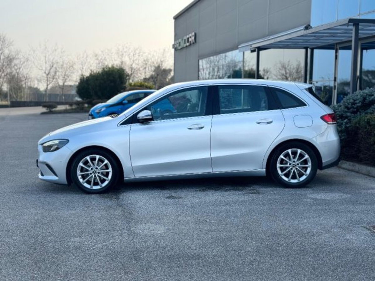 Mercedes-Benz Classe B 180 d Automatic Sport Plus (9)
