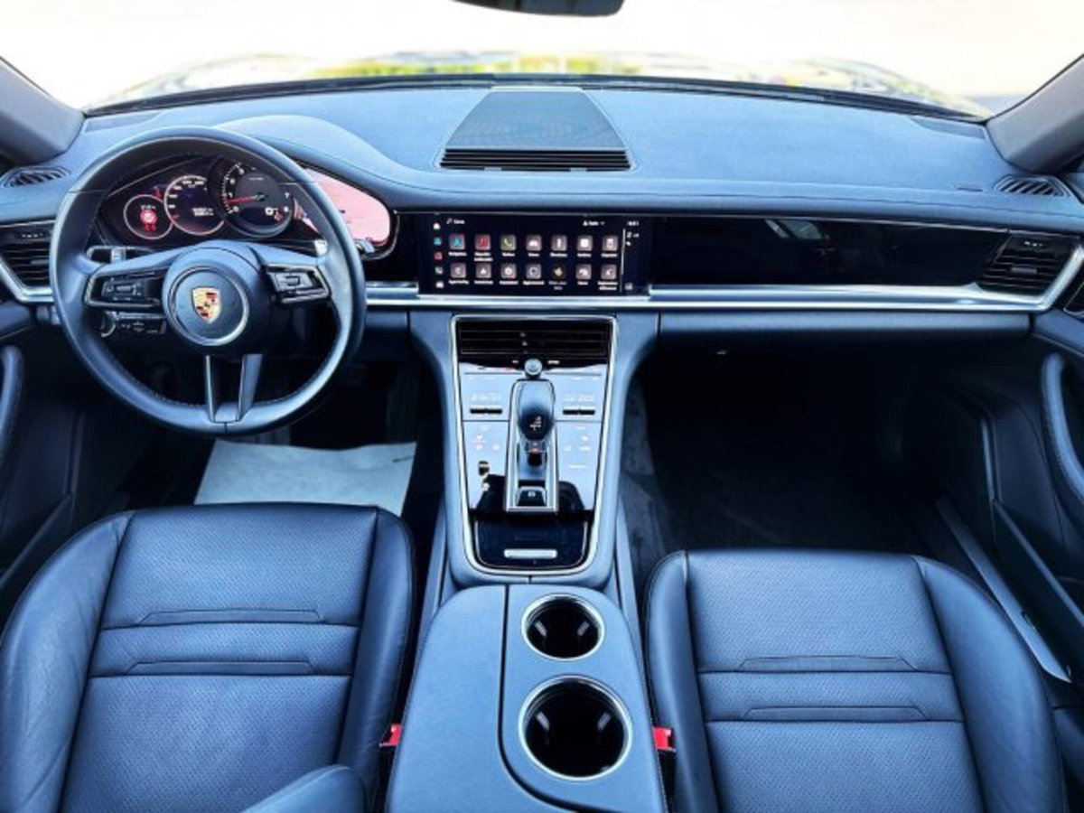Porsche Panamera 2.9 4 auto (10)