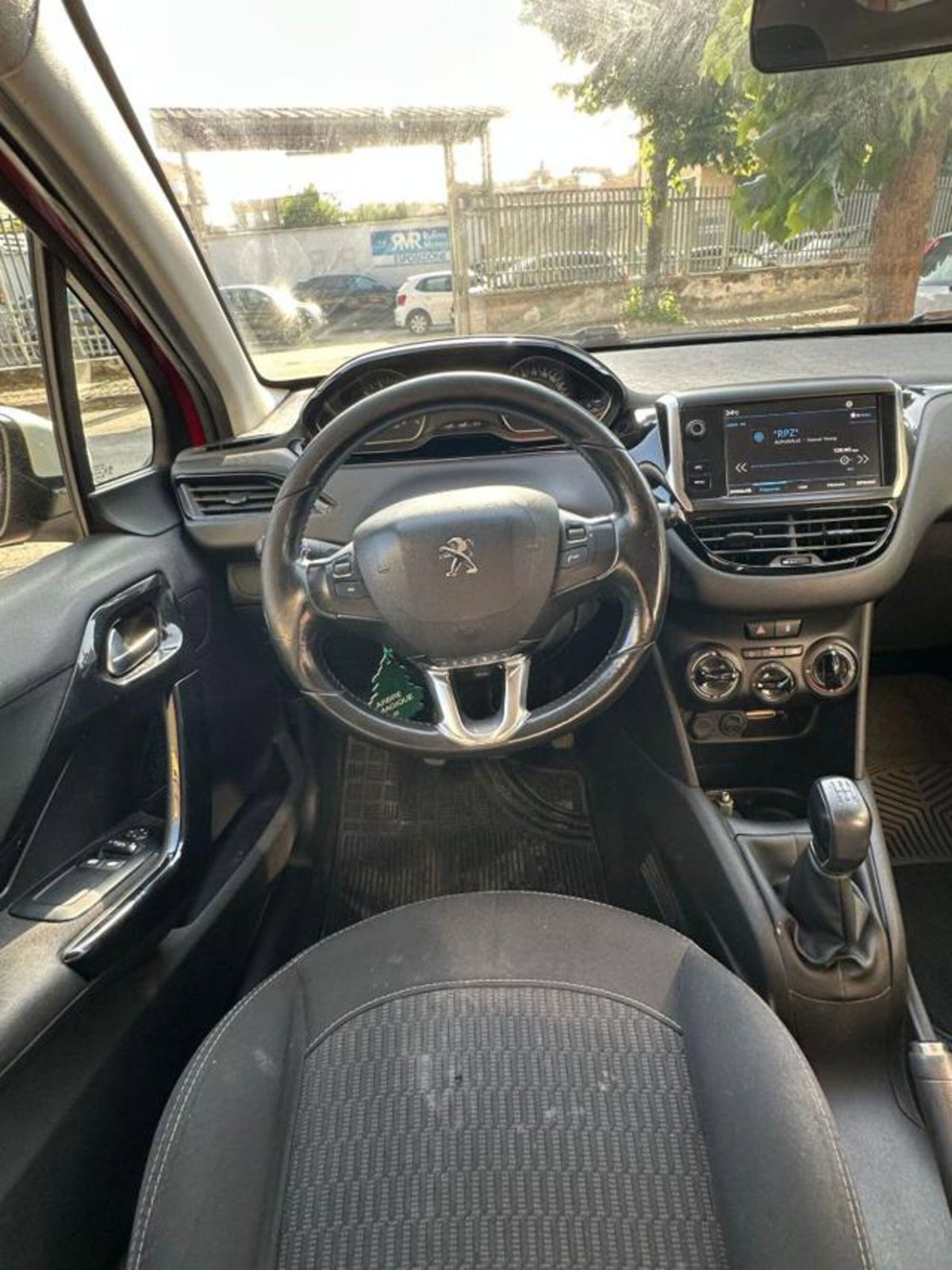 Peugeot 208 82 5p. GPL Allure (11)