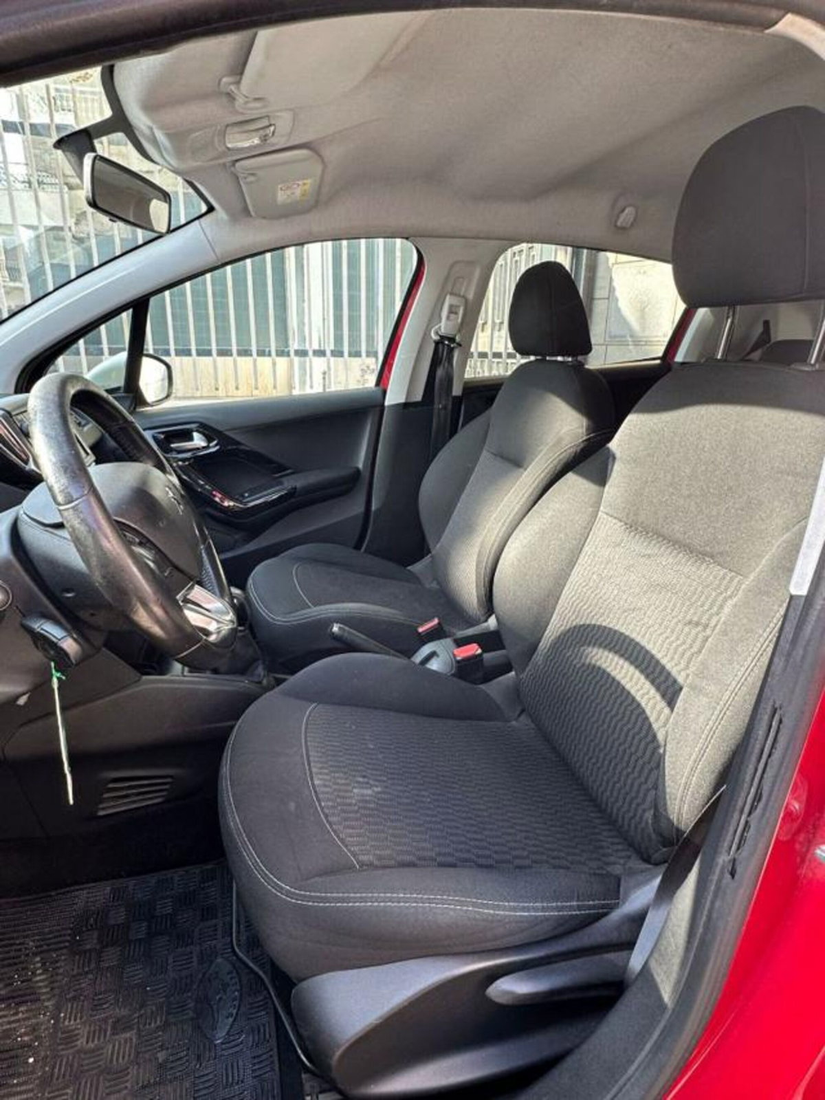 Peugeot 208 82 5p. GPL Allure (14)