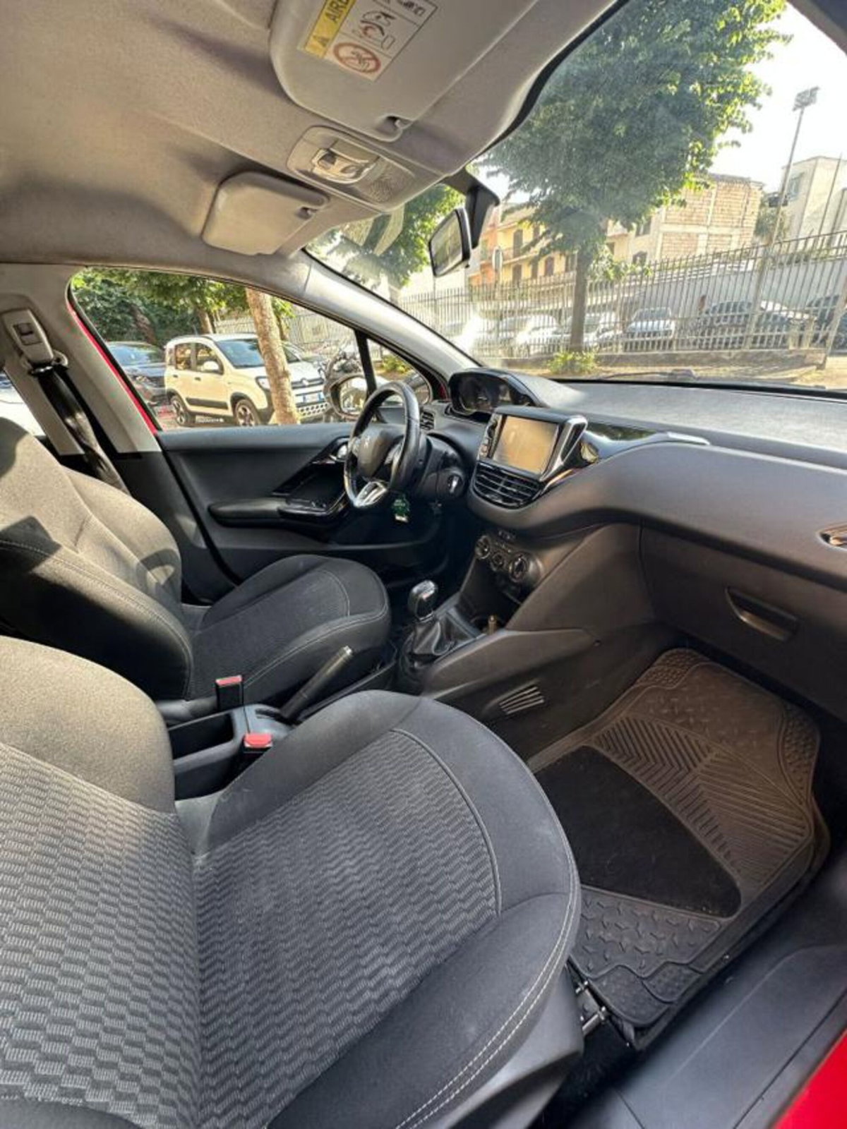 Peugeot 208 82 5p. GPL Allure (16)