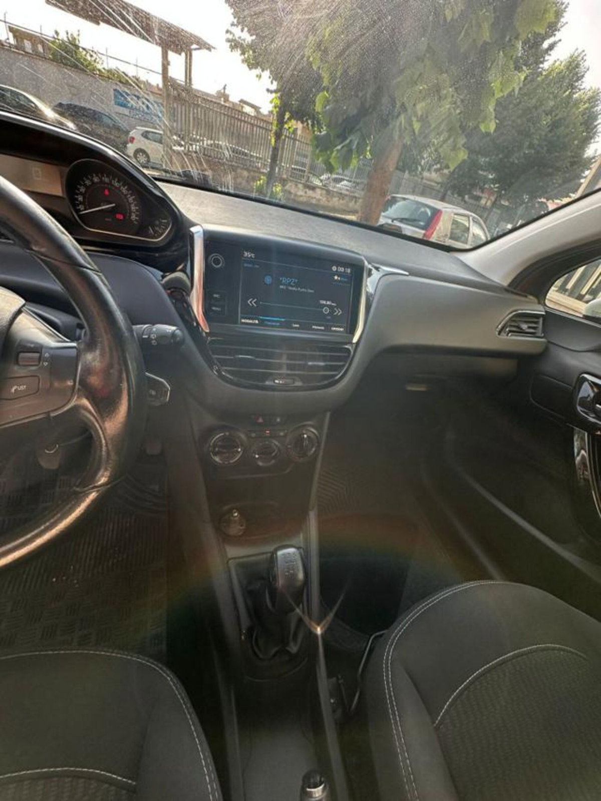 Peugeot 208 82 5p. GPL Allure (18)