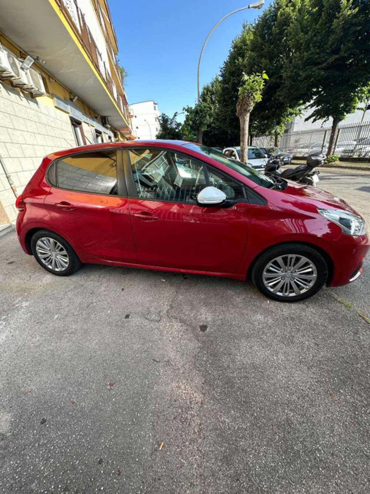 Peugeot 208 82 5p. GPL Allure (9)