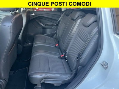Ford Kuga 1.5 TDCI 120 CV S&S 2WD Titanium (11)