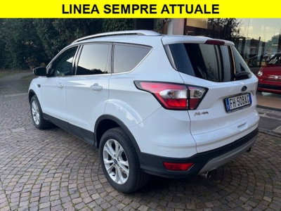 Ford Kuga 1.5 TDCI 120 CV S&S 2WD Titanium (2)