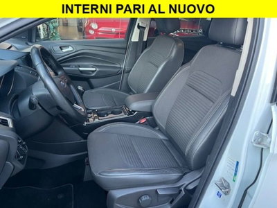 Ford Kuga 1.5 TDCI 120 CV S&S 2WD Titanium (9)