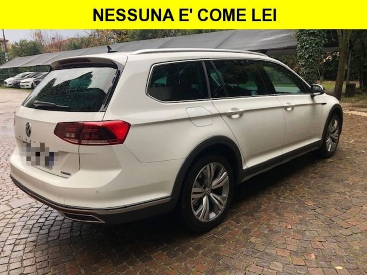 Volkswagen Passat Variant Alltrack 2.0 TDI 190 CV 4MOTION DSG BMT (4)