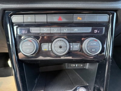 Volkswagen T-Roc 1.6 TDI SCR Advanced BlueMotion Technology (17)