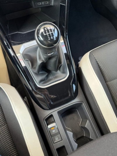 Volkswagen T-Roc 1.6 TDI SCR Advanced BlueMotion Technology (18)