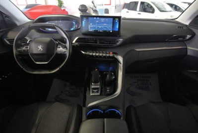 Peugeot 3008 Hybrid 225 e-EAT8 Allure Pack (11)