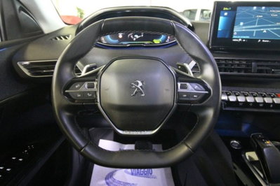 Peugeot 3008 Hybrid 225 e-EAT8 Allure Pack (13)