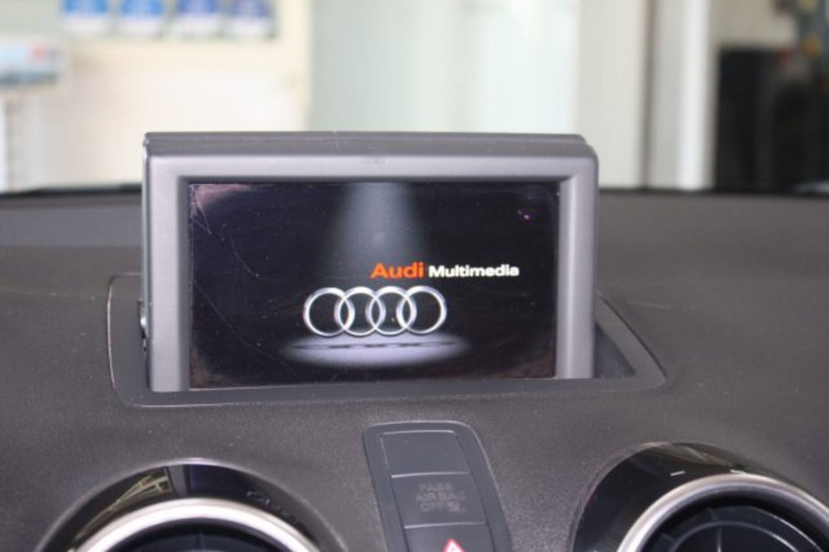 Audi A1 1.6 TDI S tronic S line edition (13)