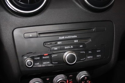 Audi A1 1.6 TDI S tronic S line edition (14)