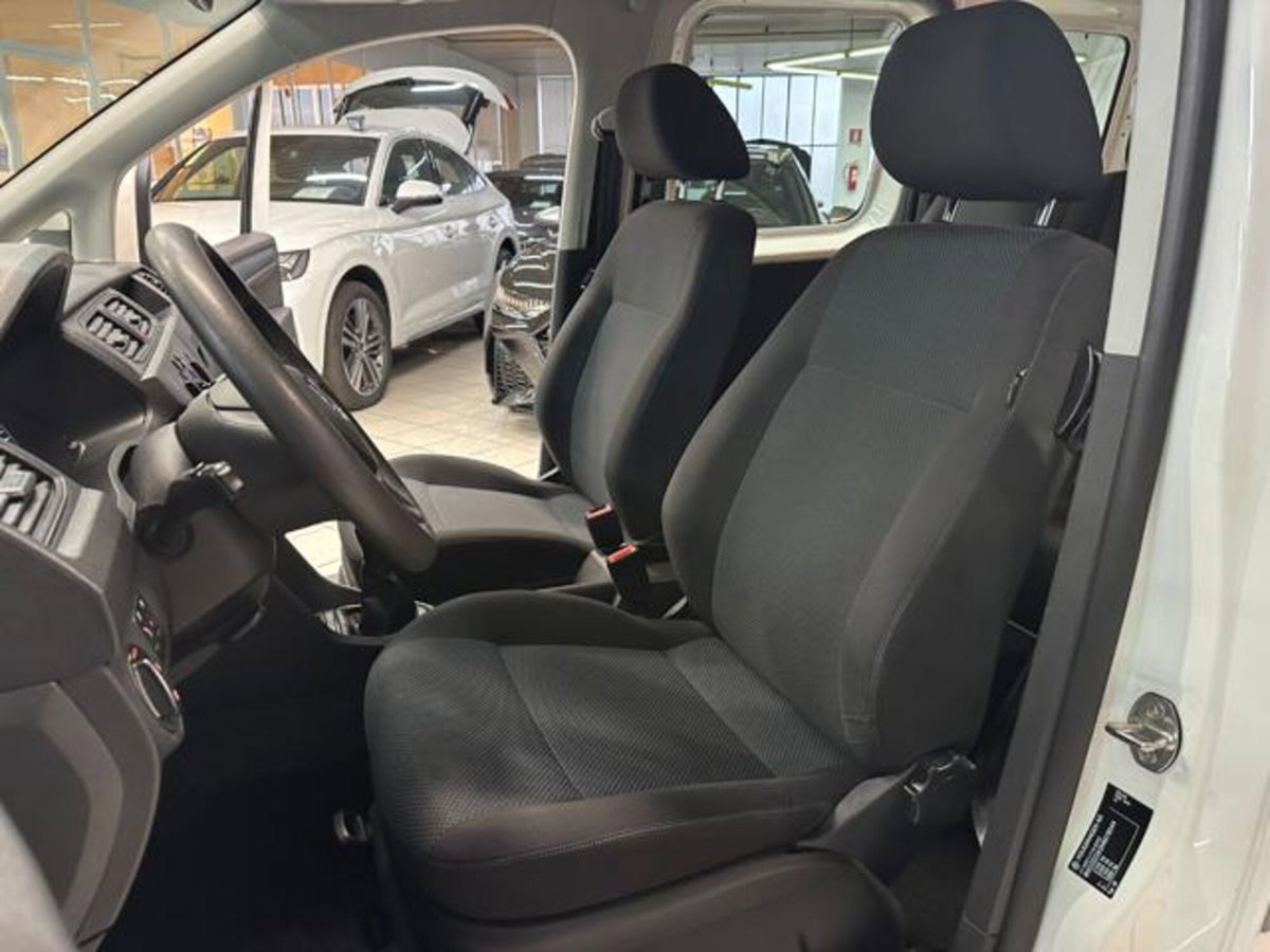 Volkswagen Caddy 1.2 TSI (9)