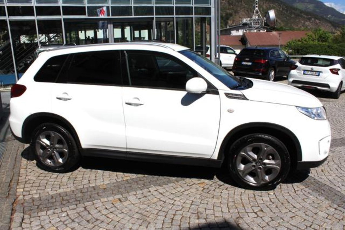 Suzuki Vitara 1.6 VVT 4WD AllGrip V-Cool (5)