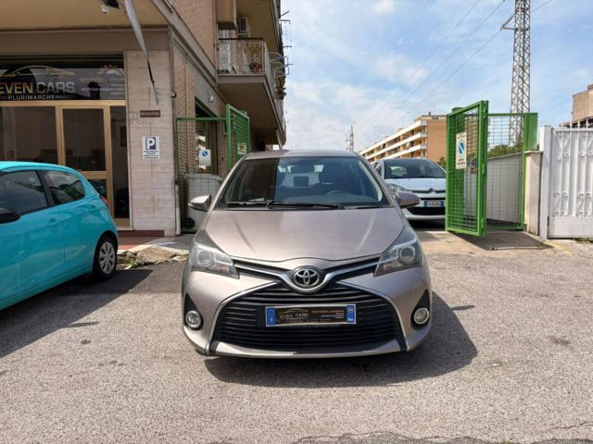 Toyota Yaris 1.0 5 porte Lounge