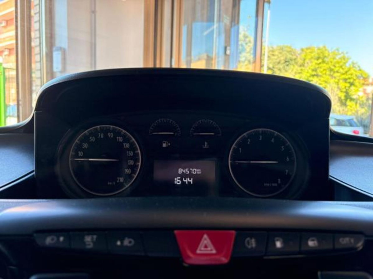 Lancia Ypsilon 1.2 69 CV 5 porte GPL Ecochic Gold (18)