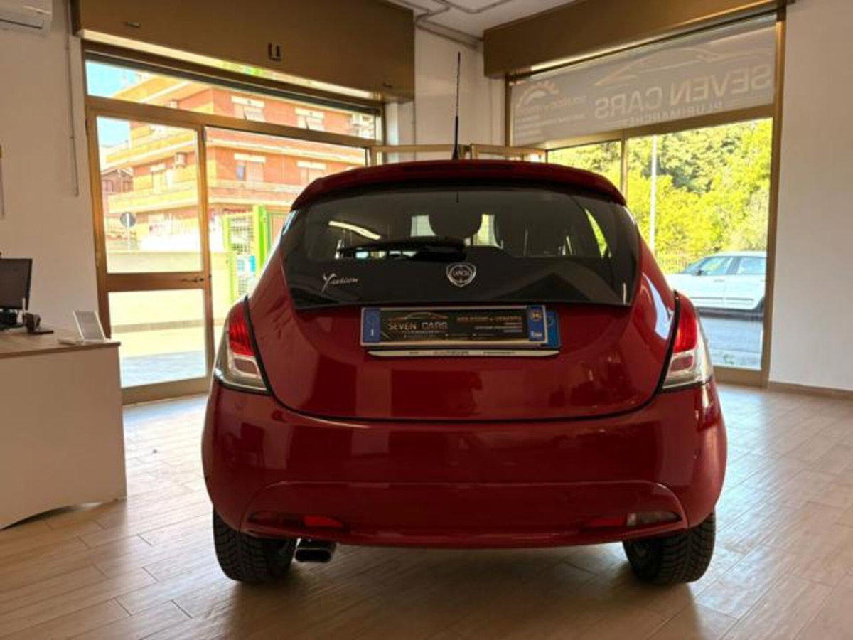 Lancia Ypsilon 1.2 69 CV 5 porte GPL Ecochic Gold (7)