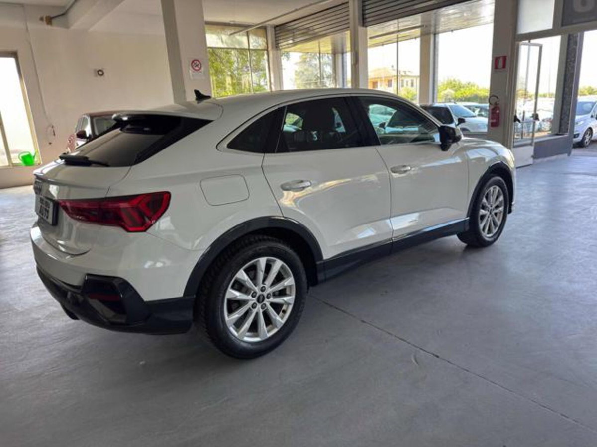 Audi Q3 Sportback 35 TDI quattro S tronic S line edition (10)