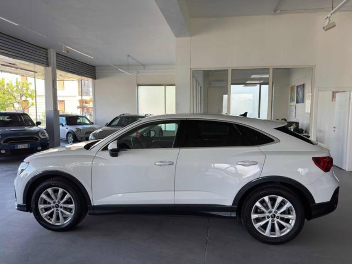 Audi Q3 Sportback 35 TDI quattro S tronic S line edition (6)