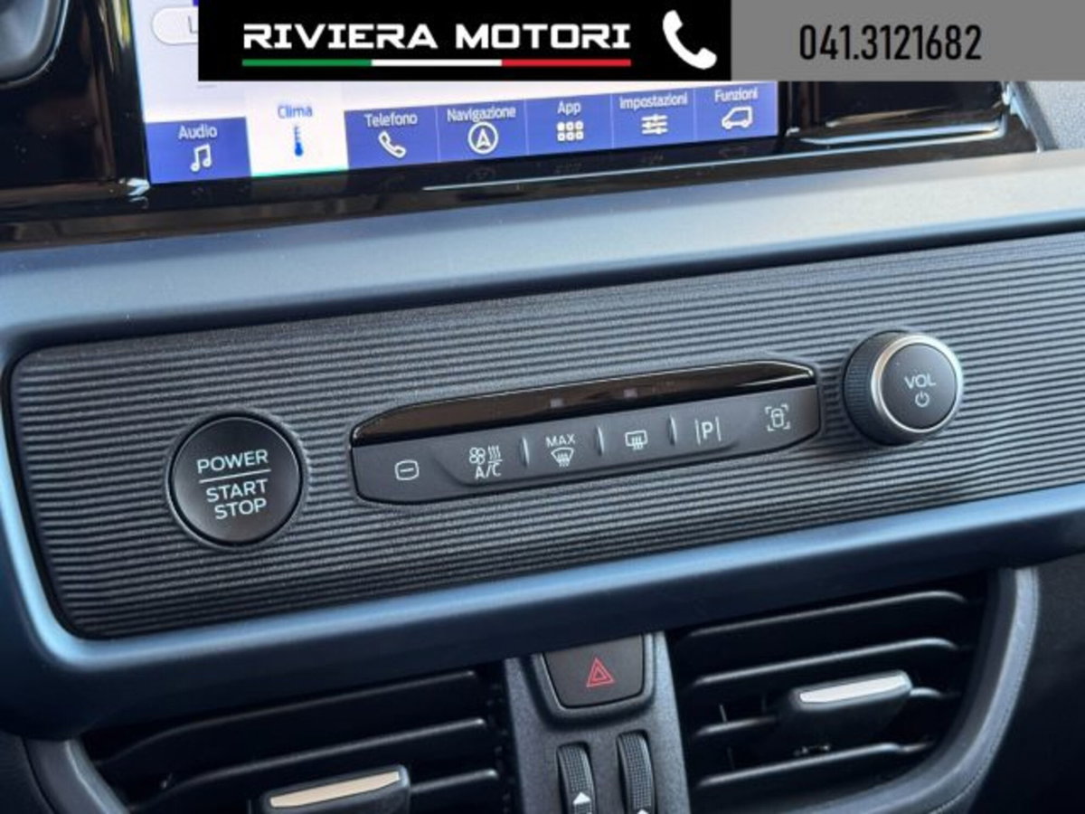 Ford Tourneo Courier 1.0 ecoboost 125cv Active powershift (14)