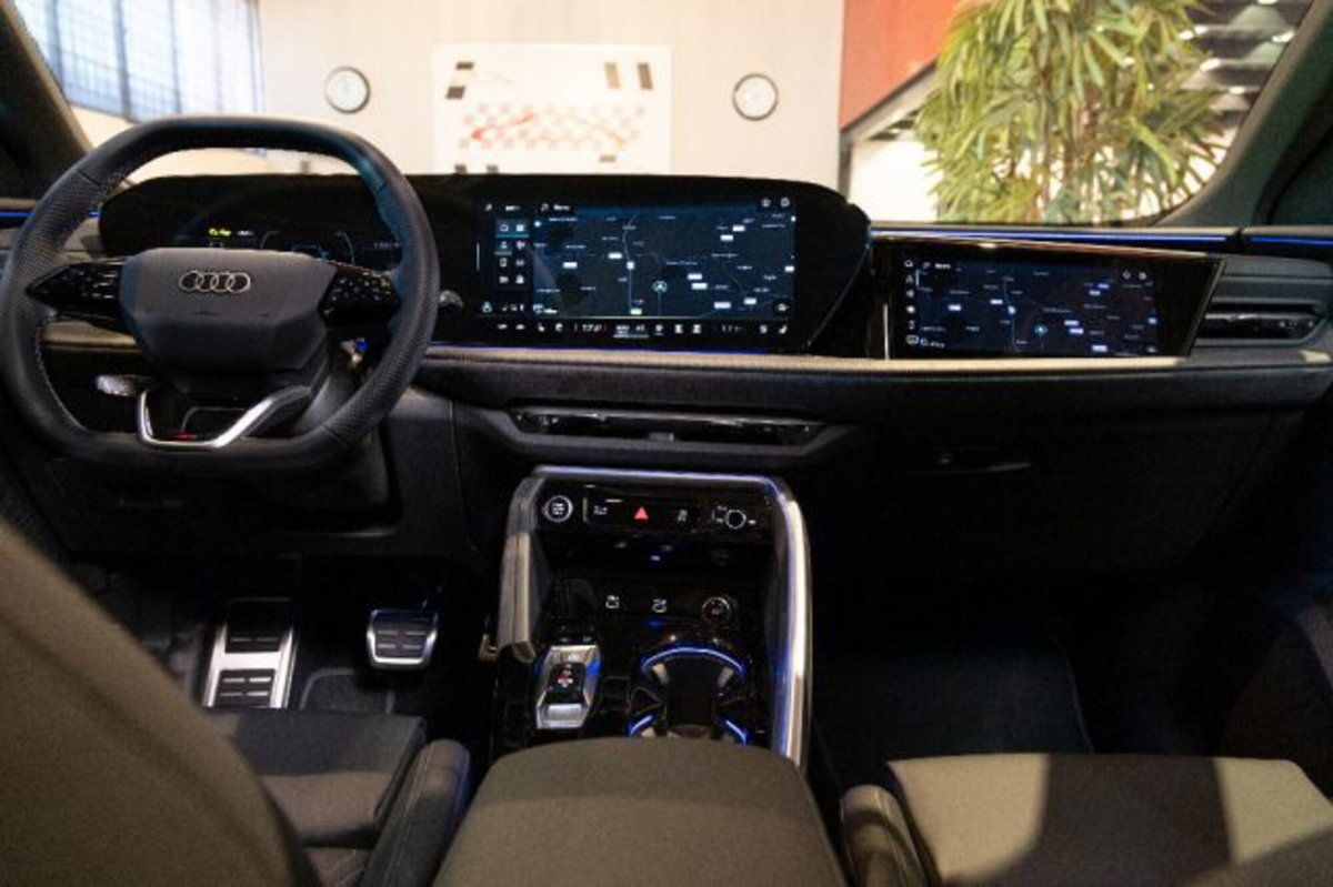 Audi Q5 3.0 tdi mhev+ S line edition quattro 299cv s-tronic (10)