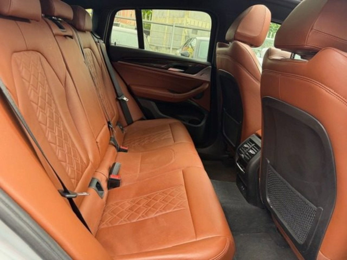 BMW X4 xDrive30d 48V 249CV Msport-X (11)