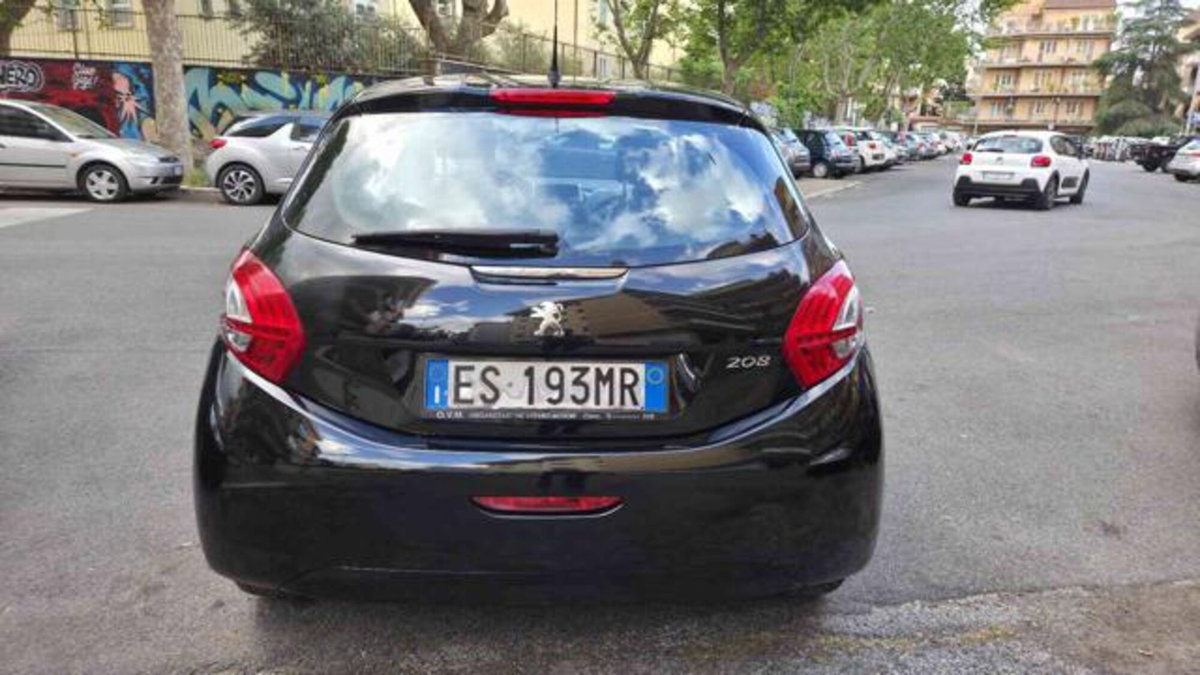Peugeot 208 VTi 82 CV 5 porte Active (4)