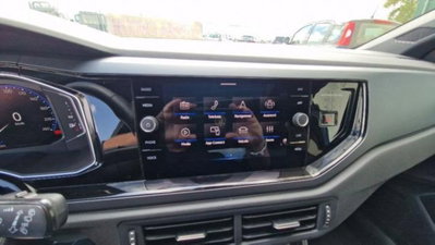 Volkswagen Taigo 1.0 tsi R-Line 115cv (12)