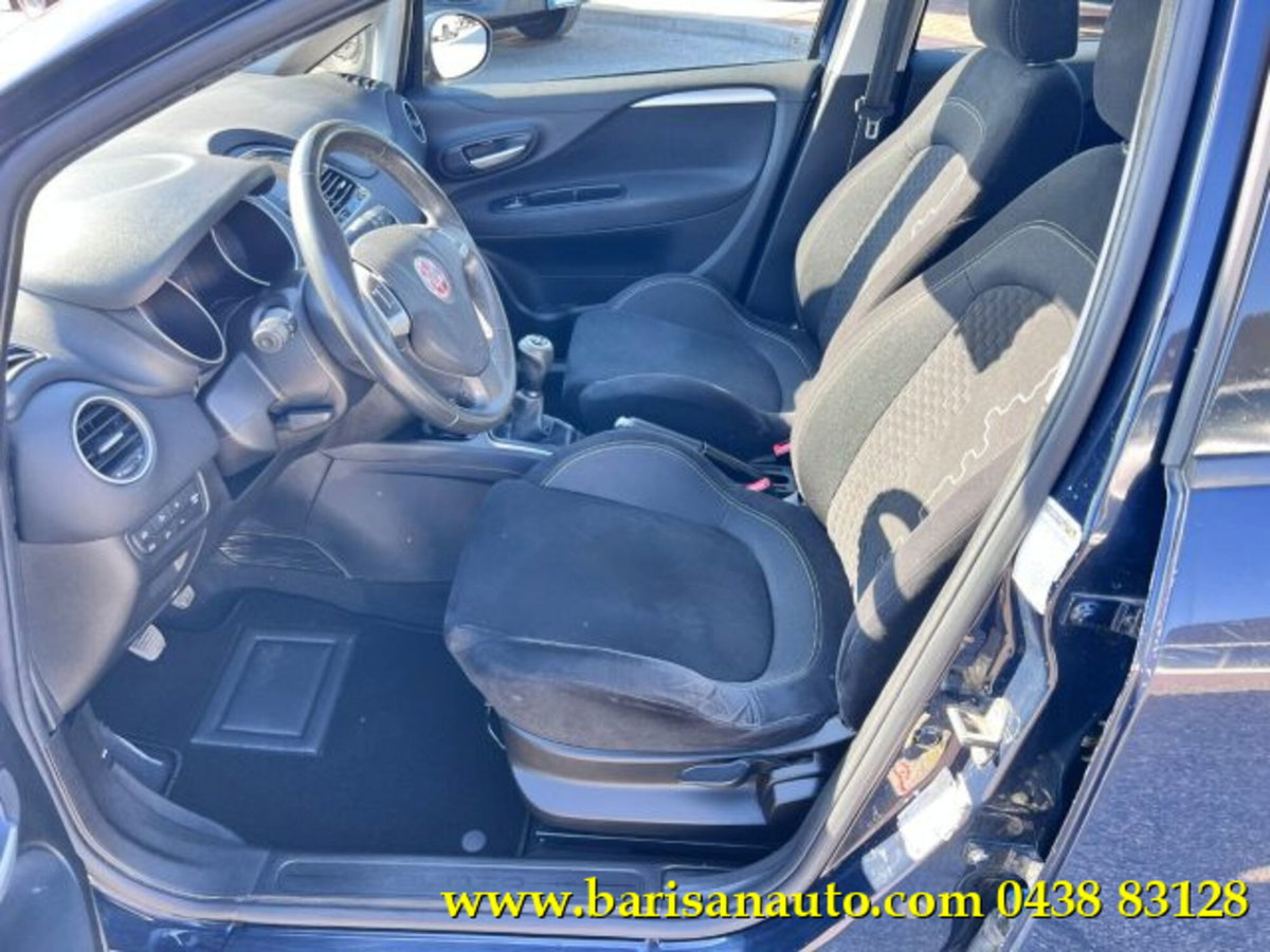 Fiat Punto 1.3 MJT II 75 CV 5 porte Lounge (5)