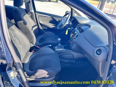 Fiat Punto 1.3 MJT II 75 CV 5 porte Lounge (6)