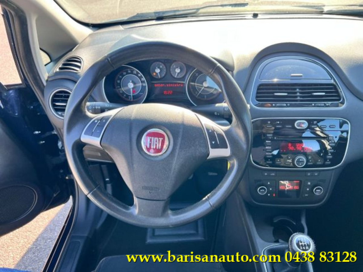 Fiat Punto 1.3 MJT II 75 CV 5 porte Lounge (9)