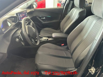 Peugeot 2008 PureTech 130 S&S GT Pack (2)