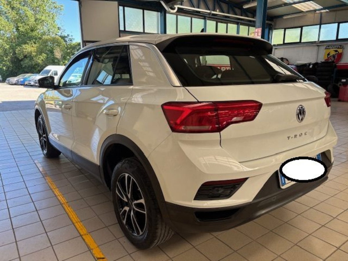 Volkswagen T-Roc 1.6 TDI SCR Business BlueMotion Technology (7)
