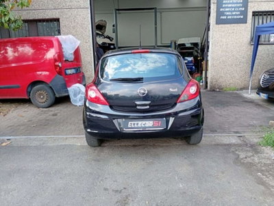 Opel Corsa 1.0 12V 3 porte Elective (7)