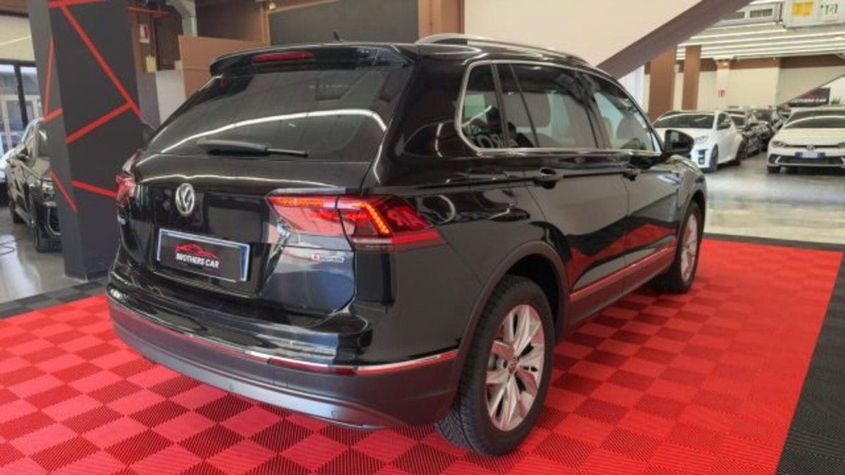 Volkswagen Tiguan 2.0 TDI 150 CV SCR DSG 4MOTION Life (7)