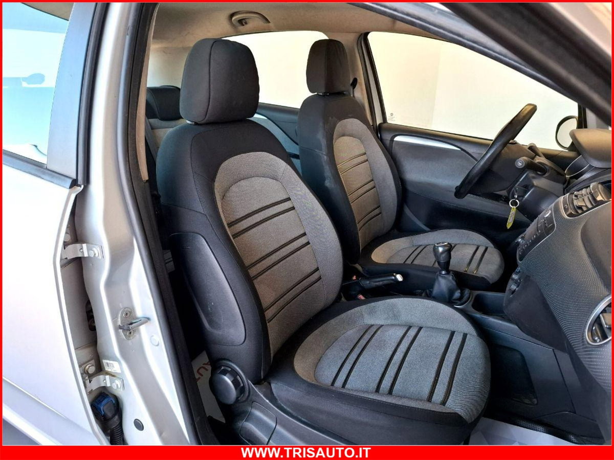 Fiat Punto Evo 1.3 Mjt 75 CV 5 porte Active (8)