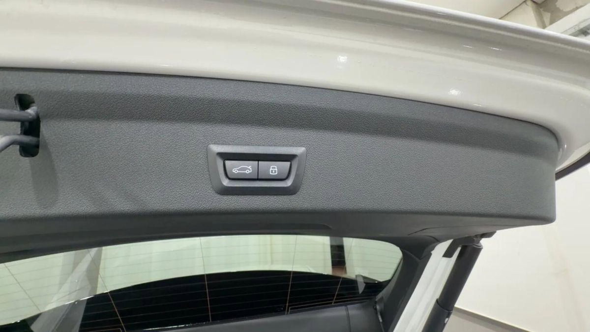 BMW Serie 1 118d 5p. Sport (15)