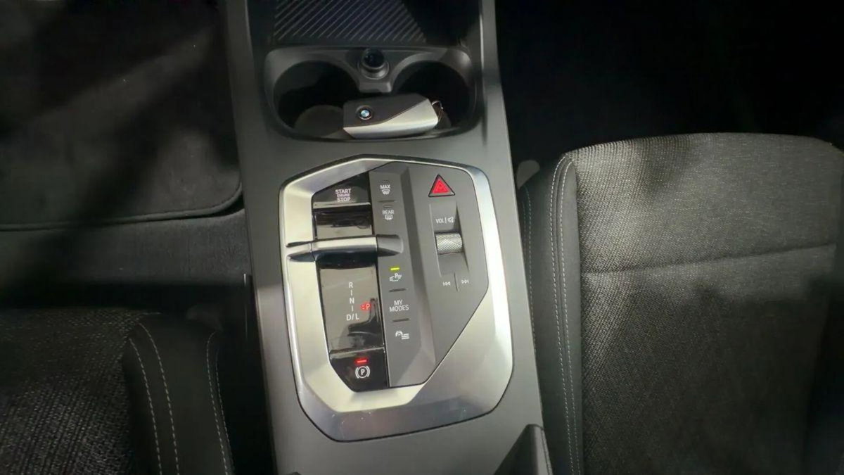 BMW Serie 1 118d 5p. Sport (16)