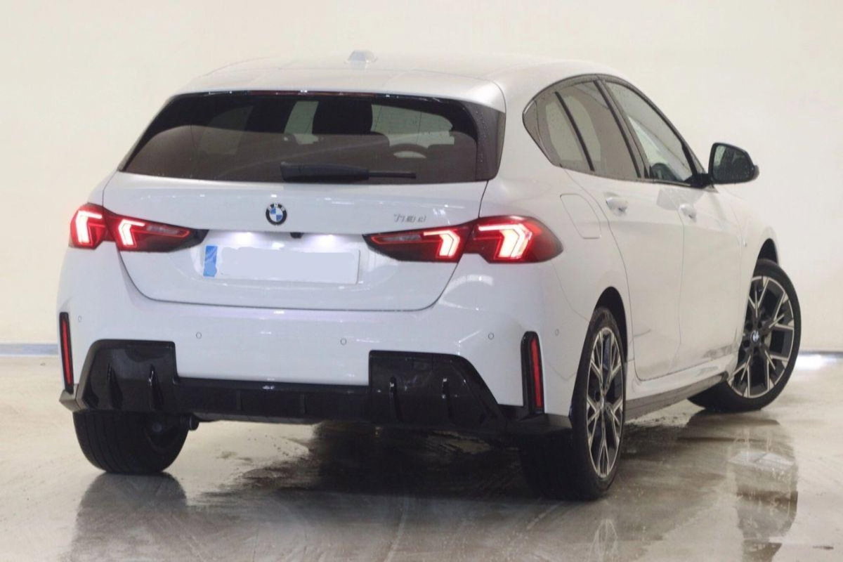 BMW Serie 1 118d 5p. Sport (5)