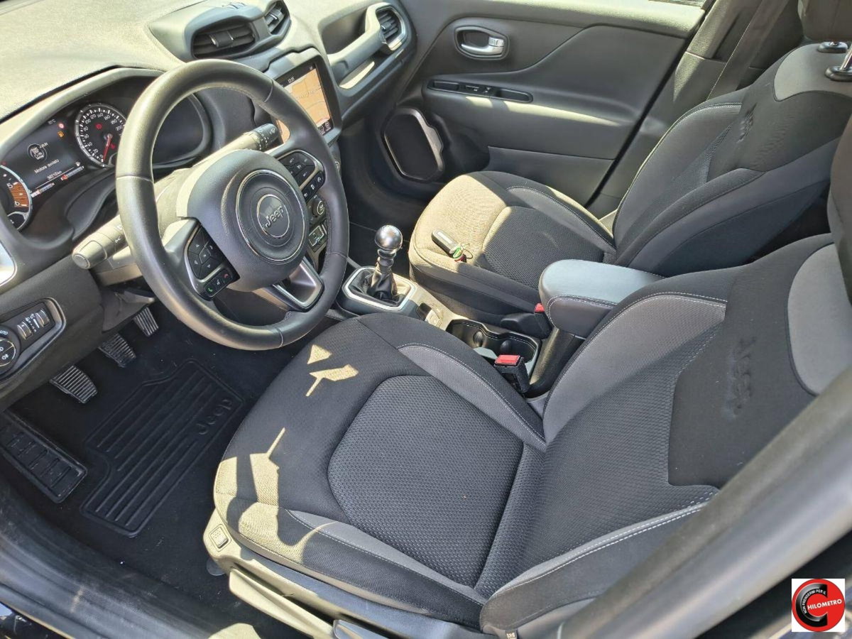 Jeep Renegade 1.6 Mjt 130 CV S (4)
