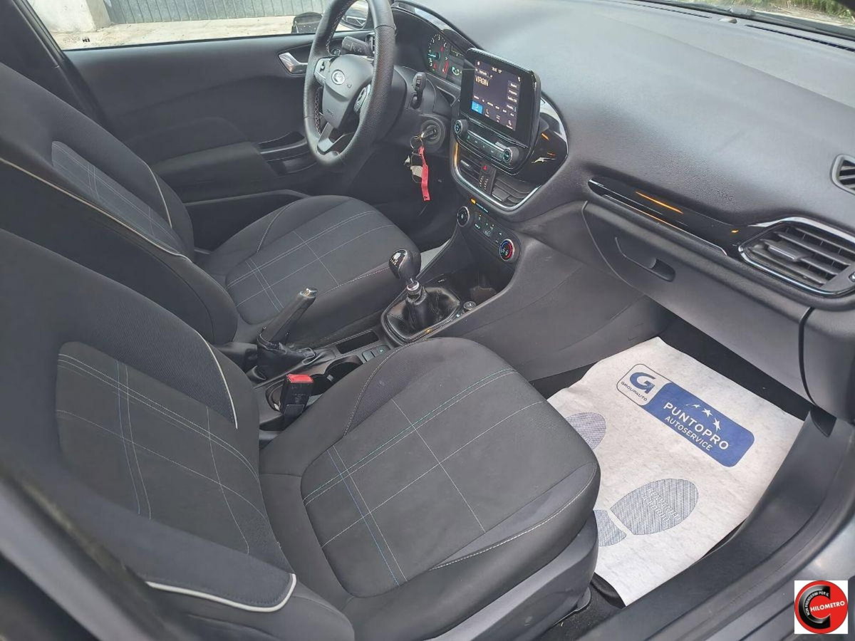 Ford Fiesta Plus 1.5 TDCi 75CV 5 porte (6)