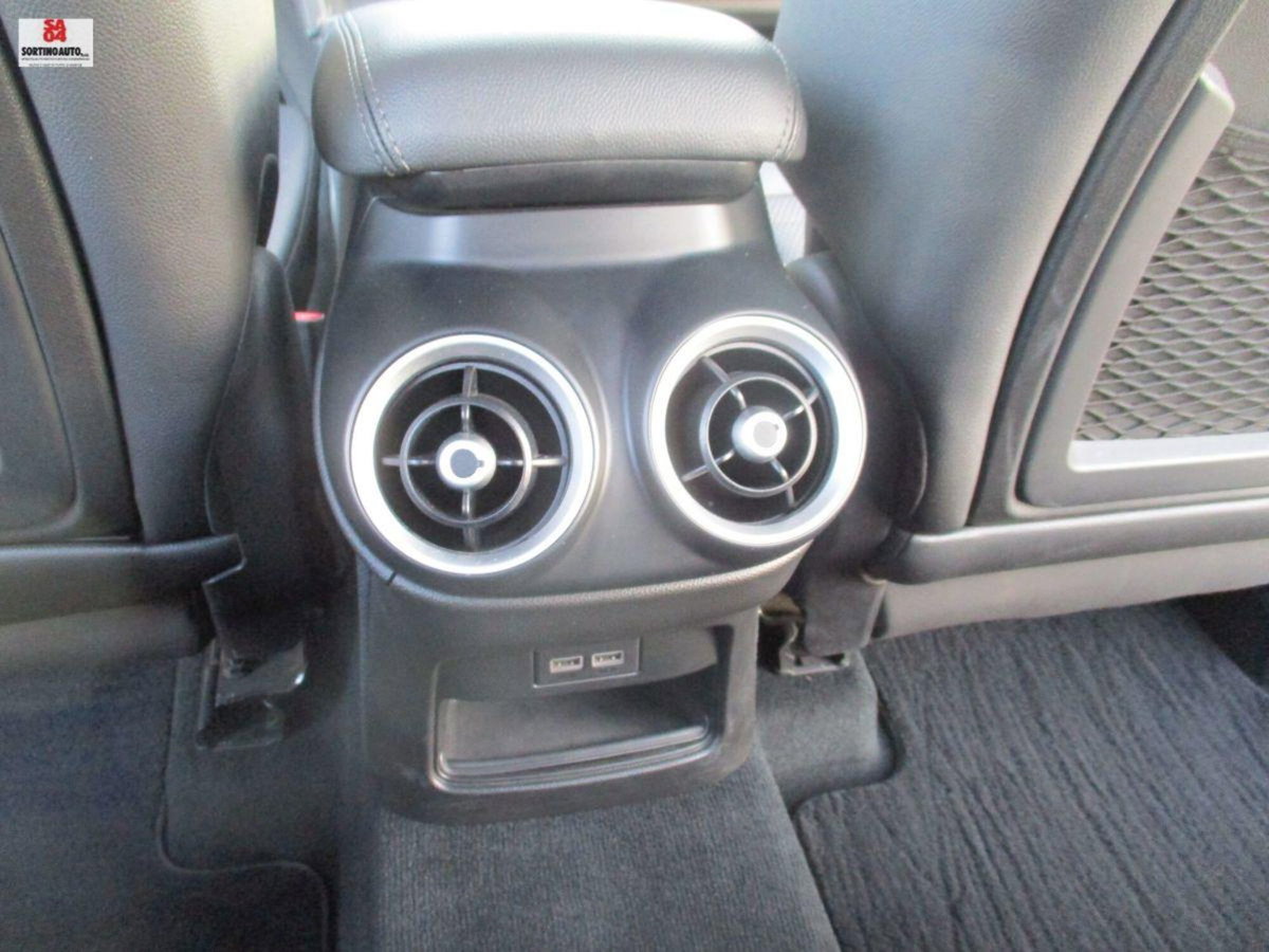 Alfa Romeo Stelvio Stelvio 2.2 Turbodiesel 190 CV AT8 Q4 Sprint (14)